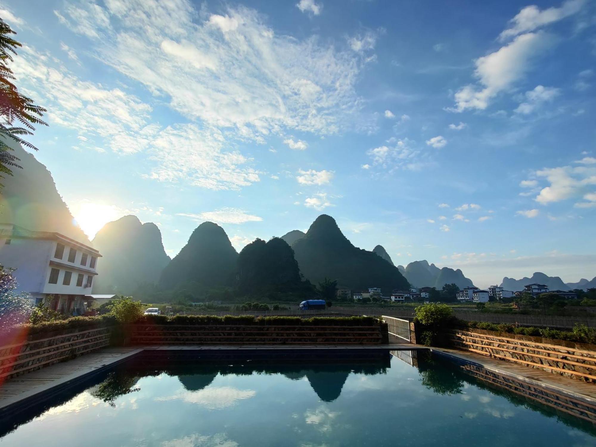 Hostal Yangshuo Tea Cozy--One Way Free Pick Up From Airport Or Ts 4 Nights Exterior foto